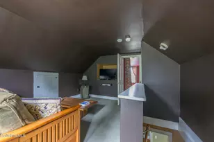 11 Sergeant St, Stockbridge, MA 01262 - Photo 38