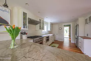 11 Sergeant St, Stockbridge, MA 01262 - Photo 8