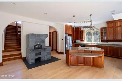 293 New Marlborough-Sandisfield Rd, New Marlboro, MA 01230 - Photo 18