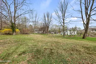 11 Bena St, Lanesborough, MA 01237 - Photo 32