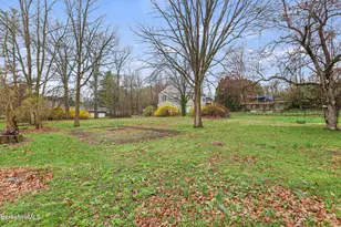 11 Bena St, Lanesborough, MA 01237 - Photo 24