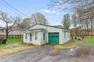 11 Bena St, Lanesborough, MA 01237 - Photo 40