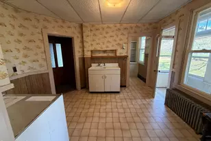 12-14 Orchard Terrace, North Adams, MA 01247 - Photo 10