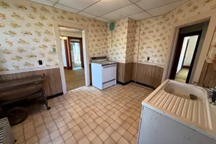 12-14 Orchard Terrace, North Adams, MA 01247 - Photo 12