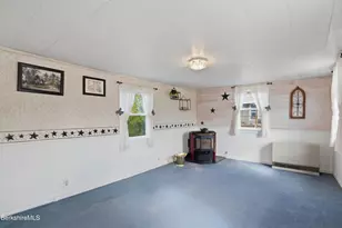 156 Chapel St, Pittsfield, MA 01201 - Photo 18