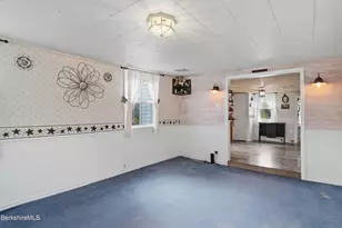 156 Chapel St, Pittsfield, MA 01201 - Photo 16