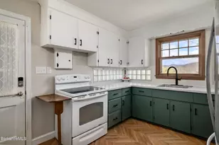 166 Main St, Williamstown, MA 01267 - Photo 6