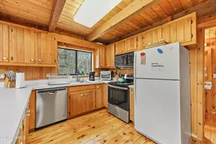 125 Town Hill Rd, Sandisfield, MA 01255 - Photo 10