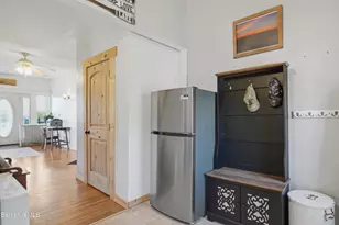 22 Broadway St, Pittsfield, MA 01201 - Photo 44