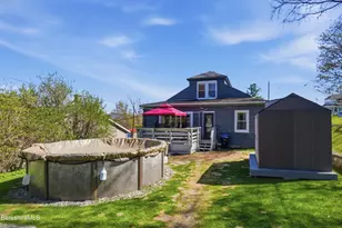 22 Broadway St, Pittsfield, MA 01201 - Photo 78