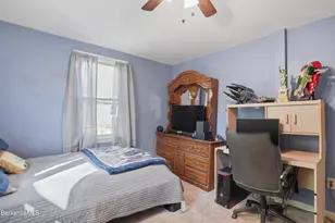 22 Broadway St, Pittsfield, MA 01201 - Photo 62