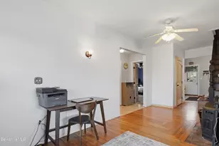 22 Broadway St, Pittsfield, MA 01201 - Photo 32