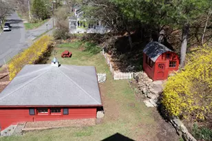 27 Richmond Ln, Adams, MA 01220 - Photo 34