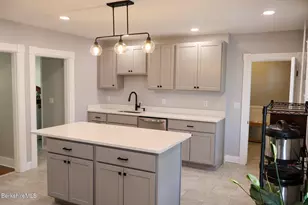 27 Richmond Ln, Adams, MA 01220 - Photo 16