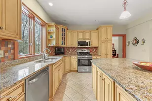 31 Fox Run St, Lee, MA 01238 - Photo 18