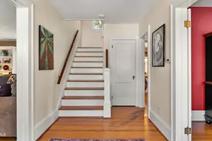 42 Lexington Pkwy, Pittsfield, MA 01201 - Photo 4