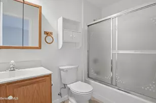 53 Walden Ln, Pittsfield, MA 01201 - Photo 20