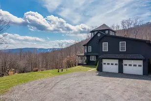 400 Rathbun Rd, Hancock, MA 01237 - Photo 54
