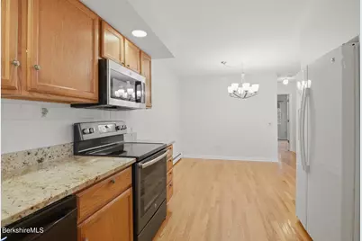 53 Walden Ln, Pittsfield, MA 01201 - Photo 14