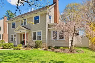 63 Concord Pkwy, Pittsfield, MA 01201 - Photo 2