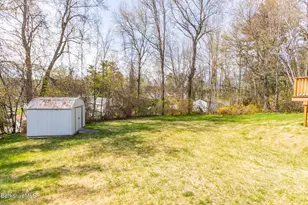 51 Howe Rd, Pittsfield, MA 01201 - Photo 26