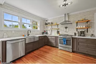 8 Goodrich St, Stockbridge, MA 01262 - Photo 6
