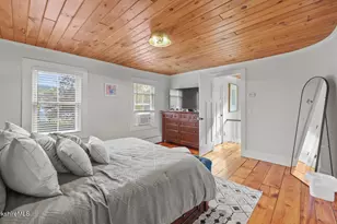 8 Goodrich St, Stockbridge, MA 01262 - Photo 24