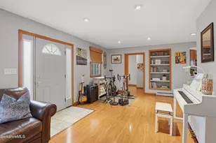 62 Thomas Rd, Pittsfield, MA 01201 - Photo 6