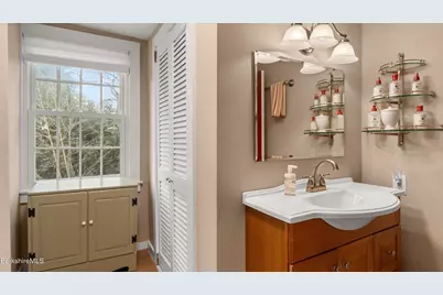 9 Interlaken Rd, Stockbridge, MA 01262 - Photo 24