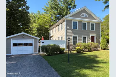 9 Interlaken Rd, Stockbridge, MA 01262 - Photo 1