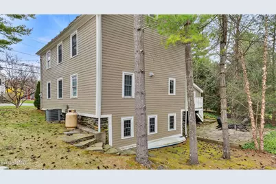9 Interlaken Rd, Stockbridge, MA 01262 - Photo 4