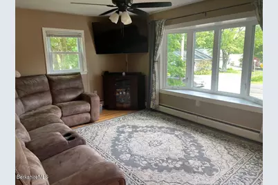 249 Hancock Rd, Pittsfield, MA 01201 - Photo 10