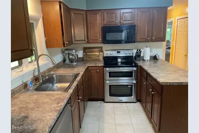 249 Hancock Rd, Pittsfield, MA 01201 - Photo 4