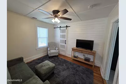 40 East Jordan St #3, Adams, MA 01220 - Photo 8