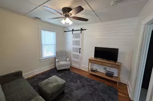 40 E Jordan St, Adams, MA 01220 - Photo 8