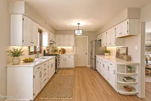 96 Boylston St Ext, Pittsfield, MA 01201 - Photo 10