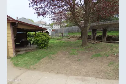 8 Cherry St, Adams, MA 01220 - Photo 44