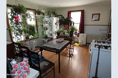 8 Cherry St, Adams, MA 01220 - Photo 30