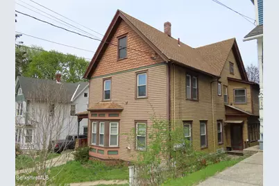 8 Cherry St, Adams, MA 01220 - Photo 2