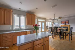 201 Chanterwood Rd, Lee, MA 01238 - Photo 10