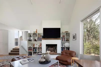 856 Barnum St, Sheffield, MA 01257 - Photo 6