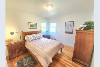 16 E New Lenox Rd, Lenox, MA 01240 - Photo 14