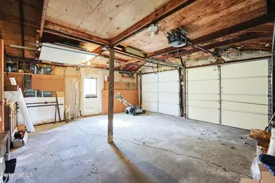 16 E New Lenox Rd, Lenox, MA 01240 - Photo 26