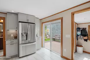 37 Alger St, Adams, MA 01220 - Photo 18