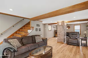 37 Alger St, Adams, MA 01220 - Photo 10