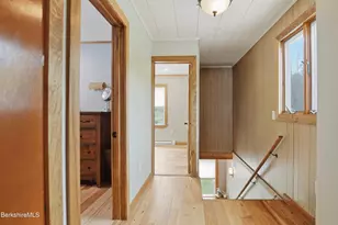 37 Alger St, Adams, MA 01220 - Photo 24