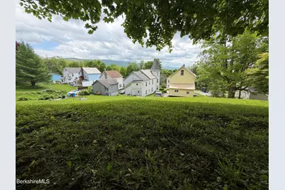 31 Millard Ave, Clarksburg, MA 01247 - Photo 32