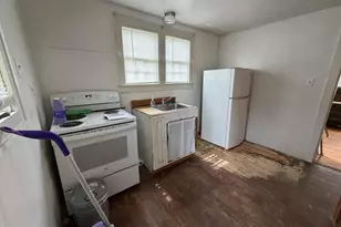 19 Upland Rd, Pittsfield, MA 01201 - Photo 8