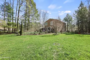 63 Sherwood Dr, Lenox, MA 01240 - Photo 36