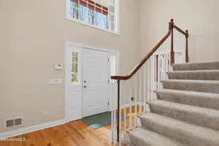 9 Eastbrook Ln, Pittsfield, MA 01201 - Photo 12
